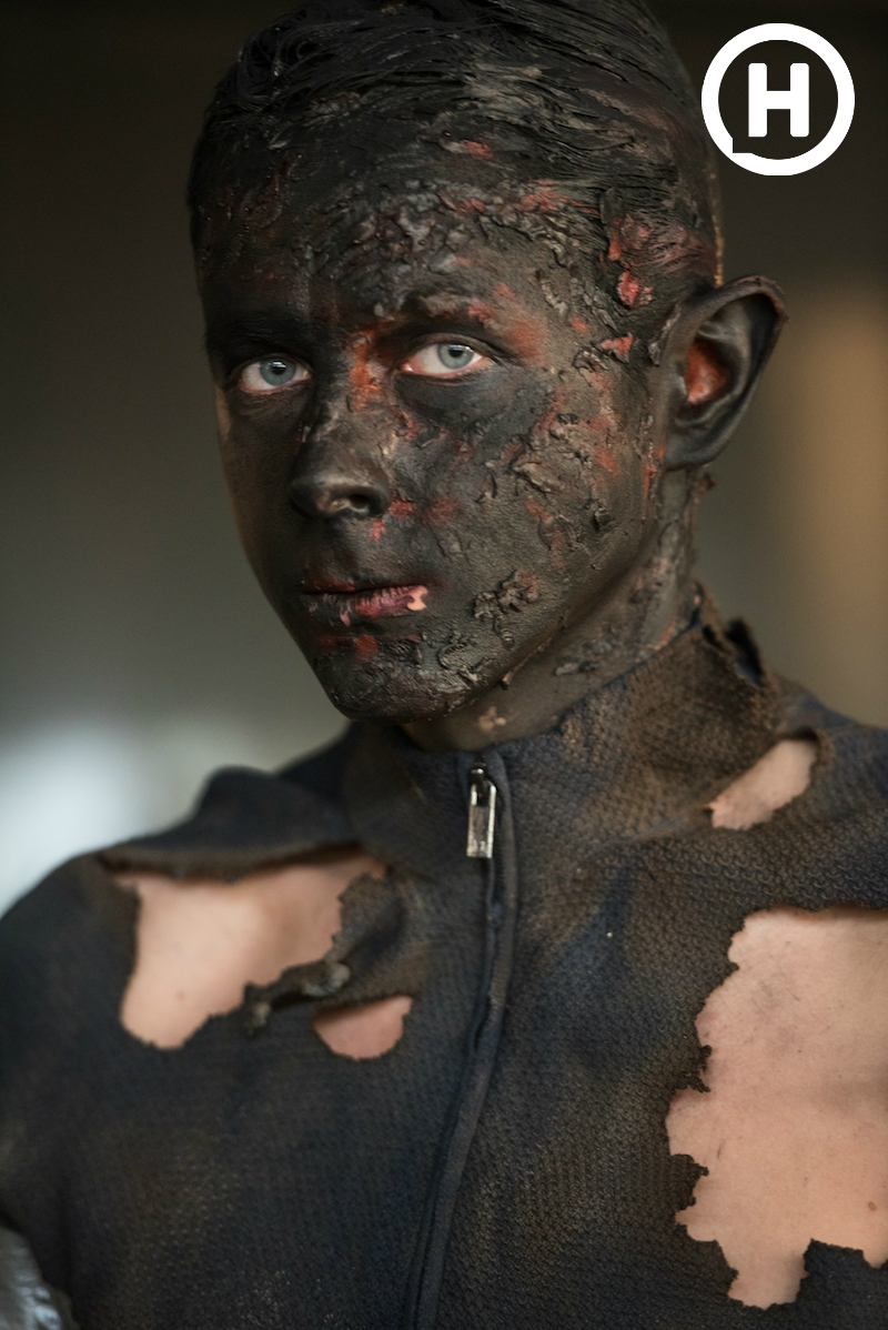 Стало известно, как снимали самую жесткую сцену с поджегом в популярном молодежном сериале